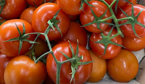 Vine Tomatoes (500g) - Christmas Delivery